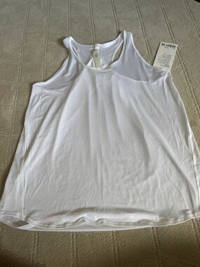NWT lululemon Essential Tank pleated 10 white